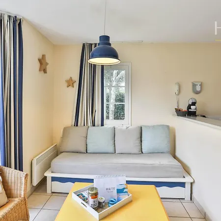 Hébergement de vacances Maison Familiale Dans Avec Piscine Talmont-Saint-Hilaire